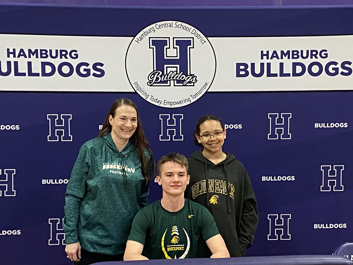 A great year for our program!  Congrats to <a href="/aiden_matyas/">aiden matyas</a> <a href="/LeavellJeffrey/">jeffrey leavell</a> <a href="/emmett_reader/">Emmett Reader</a> <a href="/jakeheldwein/">Jake Heldwein</a> on their commitments to play college football next year!