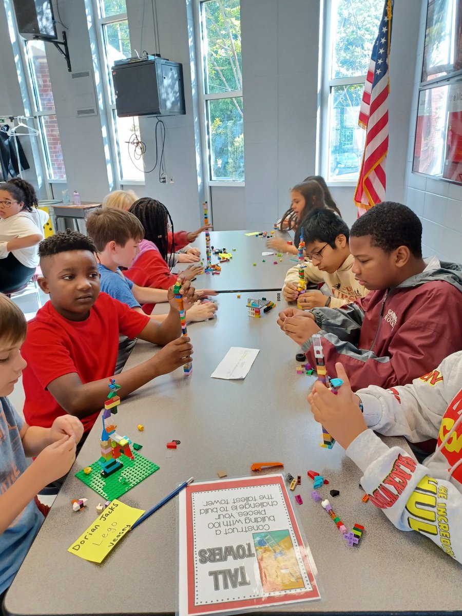 SnowRogersEl's tweet photo. Today was Club Day! Students were able to choose a club and participate in fun, games, and learning. We even had special guests from Gardendale High School participate in our fun! We had everything from woodworking to glamour to sports. Jefferson County Schools @JEFCOED https://t.co/vYFSQ3krKI