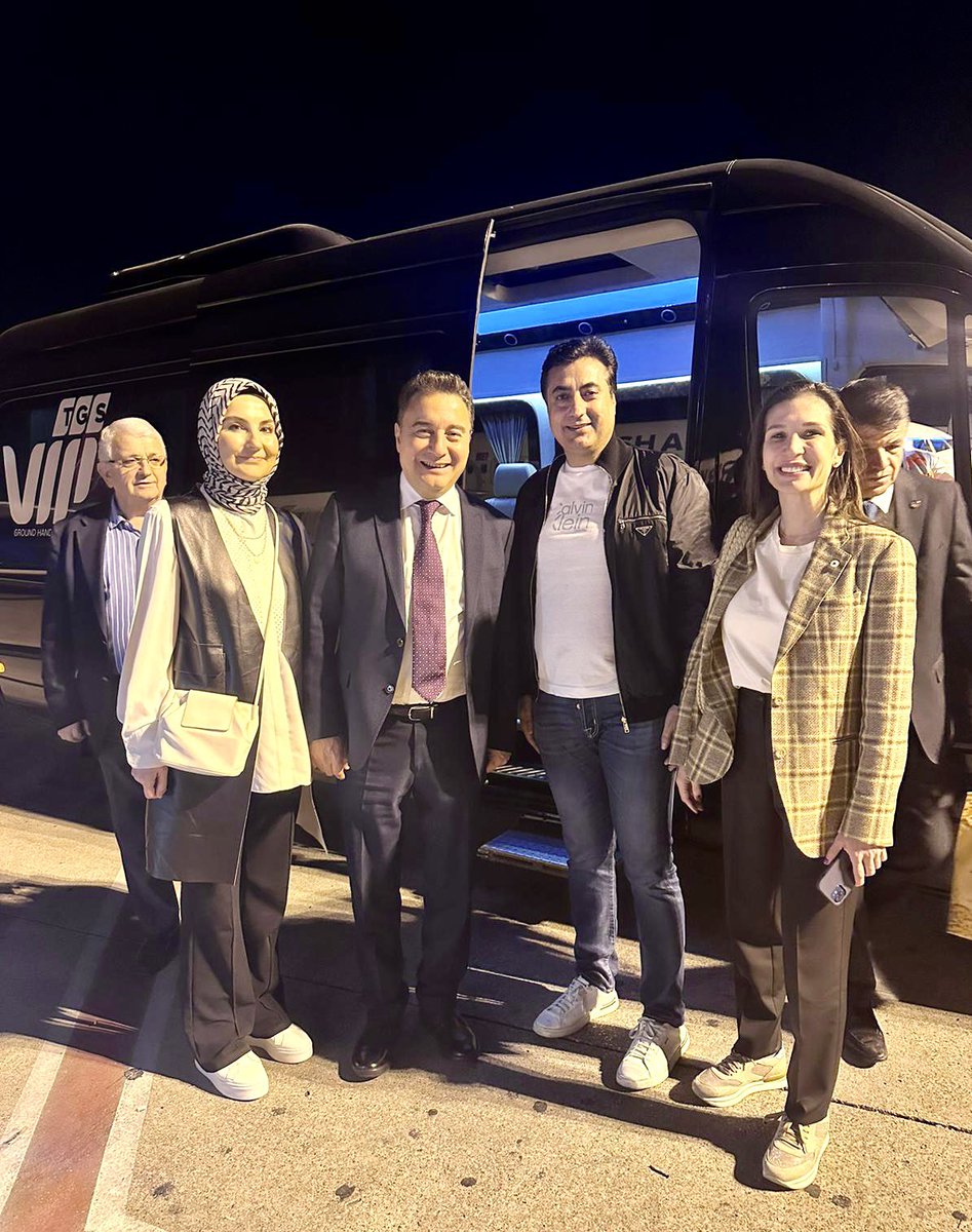 📍Adana Şakirpaşa Havalimanı 

Ülkemize tekrar huzur ve bereket gelsin diye gece gündüz çalışan bir Genel Başkanımız var...

<a href="/alibabacan/">Ali Babacan</a> <a href="/zeynep__babacan/">Ülkü Zeynep Babacan</a> <a href="/devapartisi/">DEVA Partisi</a>  <a href="/Baharsaygili/">Bahar SAYGILI</a> 

#BirlikteDevaVar 
#TurkiyeKazanacak 
#TurkiyeninDevası #devapartisi