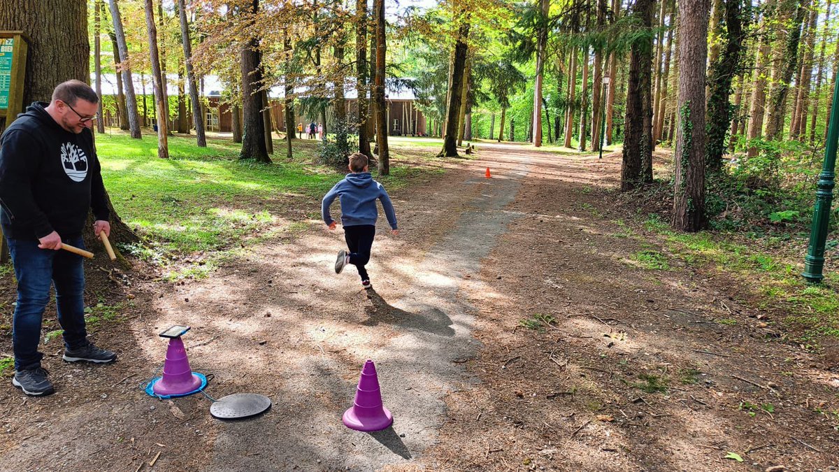 Usep60's tweet photo. Reprise printanière dans l’Oise avec deux Anim’Athlé aujourd’hui, l’une à Hermes, l’autre à Rainvilliers.
Bravo à tous les jeunes athlètes usépiens pour leurs performances sportives !
#rencontresportive #sportscolaire #usep #animathle #athletisme #courir #lancer #sauter https://t.co/CtfNu26gyC