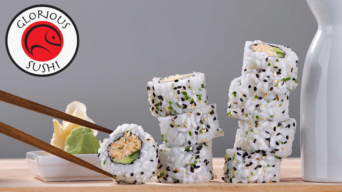 glorious_sushi's tweet photo. California roll or California maki is an uramaki containing crab, avocado, and cucumber. Sometimes crab salad is substituted for the crab stick, and often the outer layer of rice is sprinkled with toasted sesame seeds or roe. #sushifacts #sushi #irishbiz https://t.co/2iaiZ4hogM https://t.co/DYbhnBhfXE