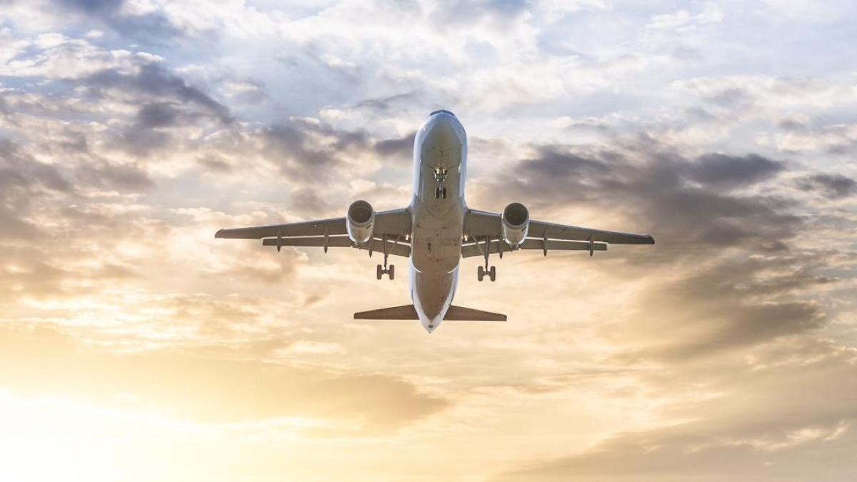 omairarojas58's tweet photo. La Asociación de Consumidores y Usuarios de España nos Enseña Cuáles son las Peores Aerolíneas para Viajar. Los aspectos considerados para esta evaluación fueron la comodidad, puntualidad, servicio, precio y las facilidades de la plataforma web de cada compañía. https://t.co/LAnEVgLdms