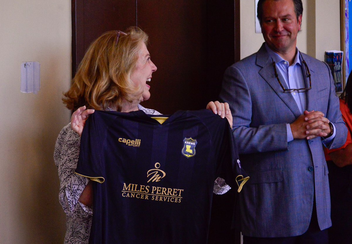 lakrewefc's tweet photo. Louisiana Krewe FC 🤝 Miles Perret Cancer Services

This morning, in a ceremony held at MPCS, our players and staff had the opportunity to tour, and learn a bit more about the organization and their incredible mission. 1/2 https://t.co/hPrLJK5Ibc