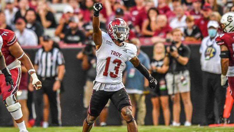 CardoTarver's tweet photo. BLESSED TO RECEIVE AN OFFER FROM TROY UNIVERSITY ‼️‼️🙏 @EvanMckissack @HocoRecruits @CoachEdwards10 @Ztaisler @CoachSing18 @chastain_kelly @TroyRecruiting https://t.co/rAQ9vgwcPw