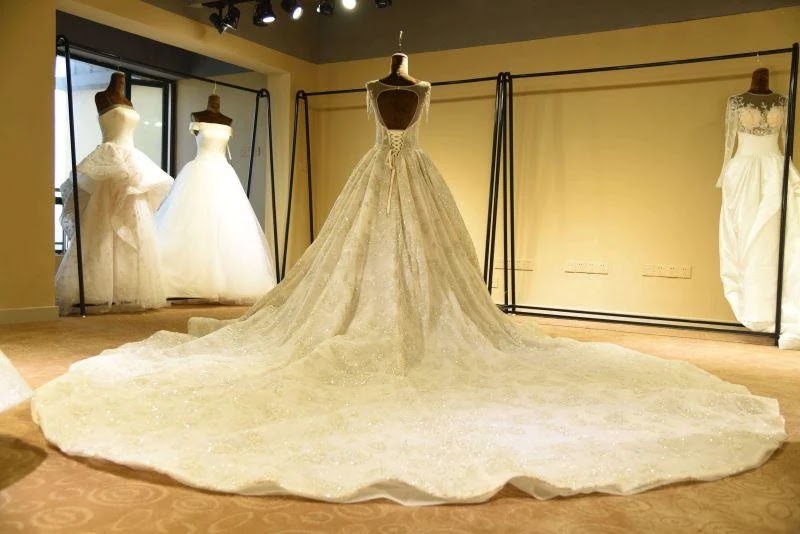 Make a Statement on Your Big Day with the Bridelily Awesome Lace-up Beading Tulle A-Line Wedding Dress dlvr.it/SnXxz7