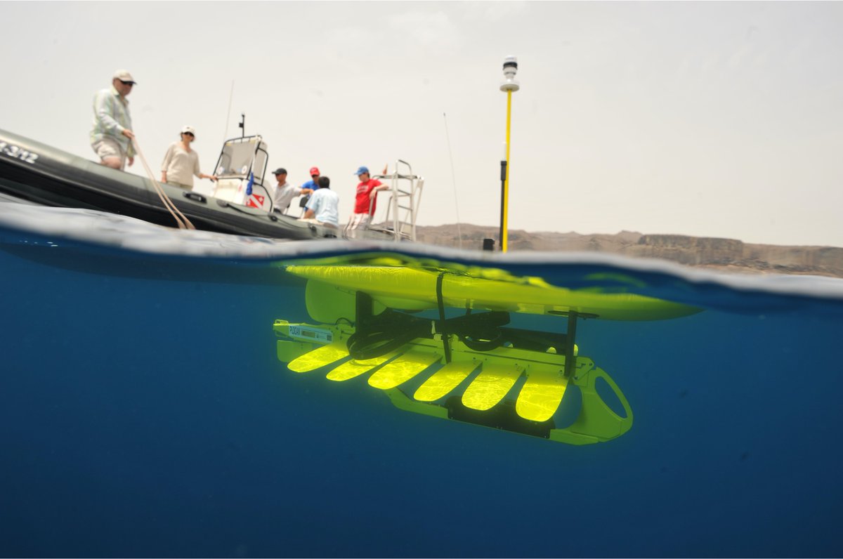 LiquidRobotics's tweet photo. #TBT🦾Who remembers this classic? With a length of 2 meters, our SV2 #WaveGlider has proven how durable a small #USV can be. In fact, nearly 10 years after Liquid Robotics transitioned to the SV3 model, some of our customers are still successfully using their SV2s. 🦾 📸 PLOCAN https://t.co/35sIbjTJal
