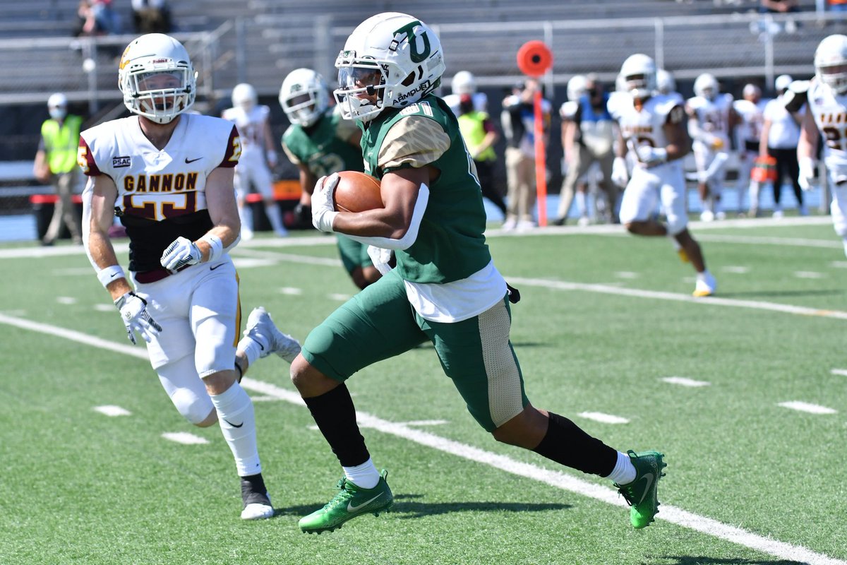 DooleyDonte's tweet photo. #AGTG I am bless to say I have received my very first over from Tiffin University @Drog_23 @TUDragonFB https://t.co/2EOmlFwOJ8