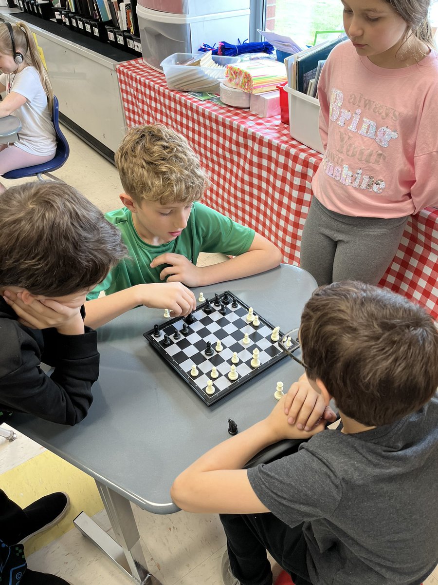 TDunningGrade3's tweet photo. After James challenged me to a game of Chess the other day (He won! 😊), I’ve learned a thing or two and enjoyed watching this intense battle during indoor recess! https://t.co/OAJXQYziFM
