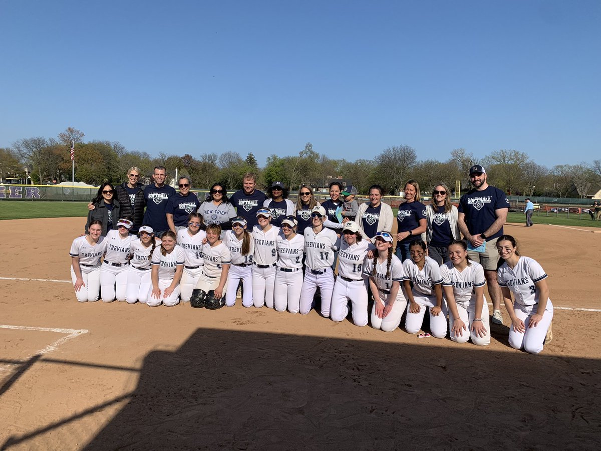 New Trier Softball tweet media