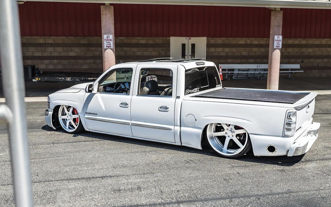 TrucksPointless tweet picture