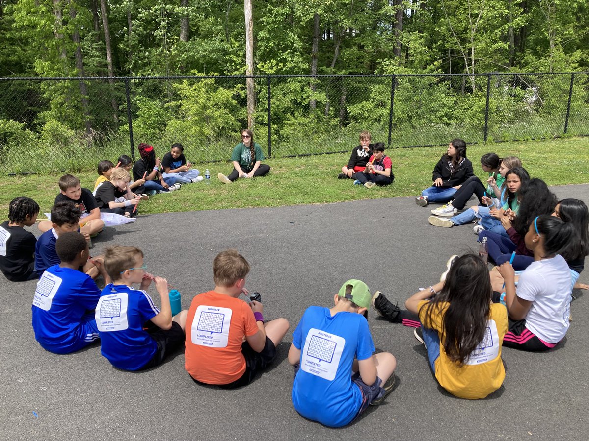 Reams Fun Run celebration!! Over $15,000 raised for ⁦<a href="/ReamsRams/">ReamsElem</a>⁩ to support our school! A beautiful day for running!