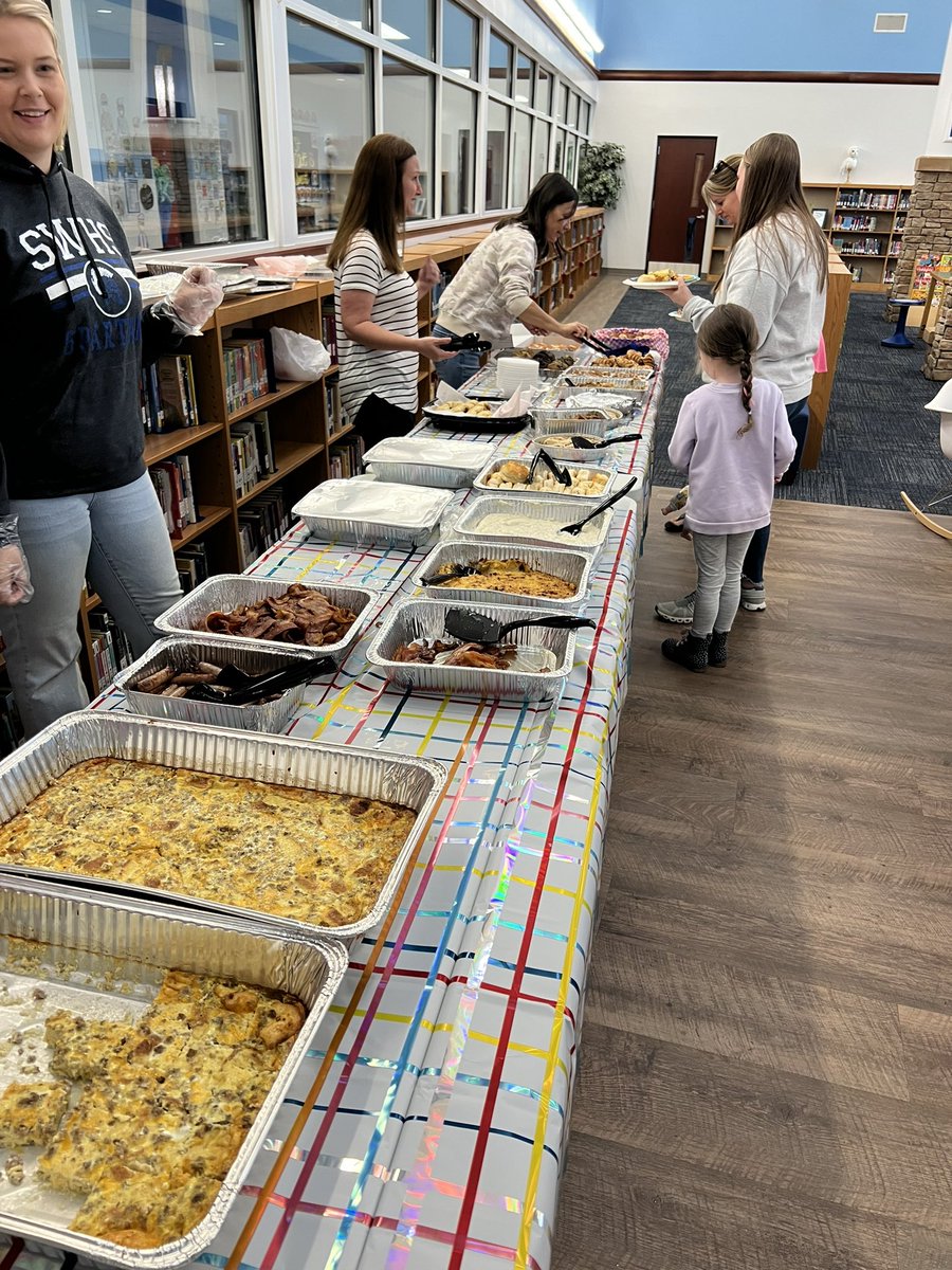 Thank you <a href="/JRES_PTO/">JRES PTO</a> for the wonderful breakfast this morning. You all are the BEST!! ⭐️❤️