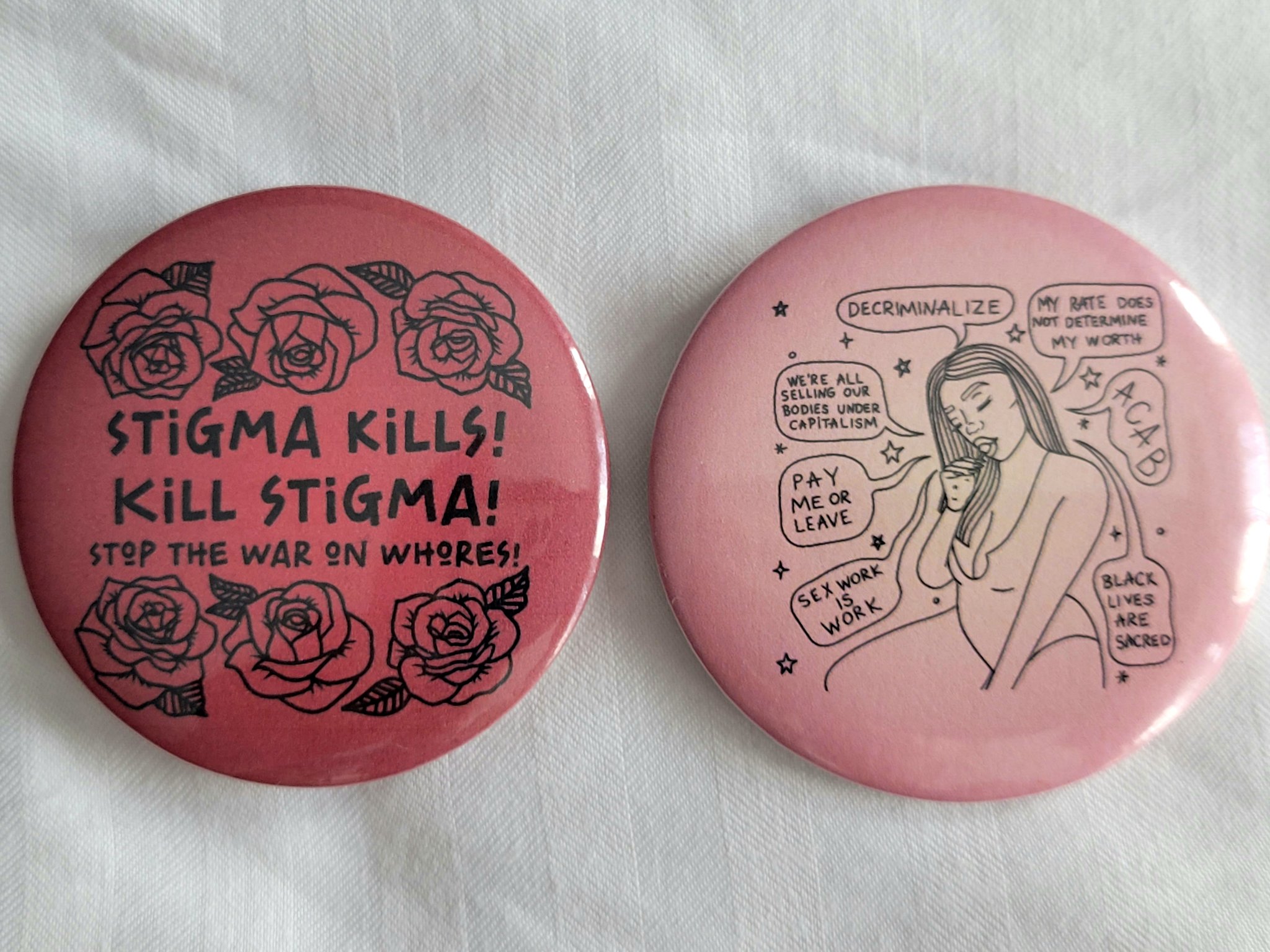 EMMA RIOT ☆ on Twitter: "I got some magnets from @RightsNotRescue! The vendor fair is bumping