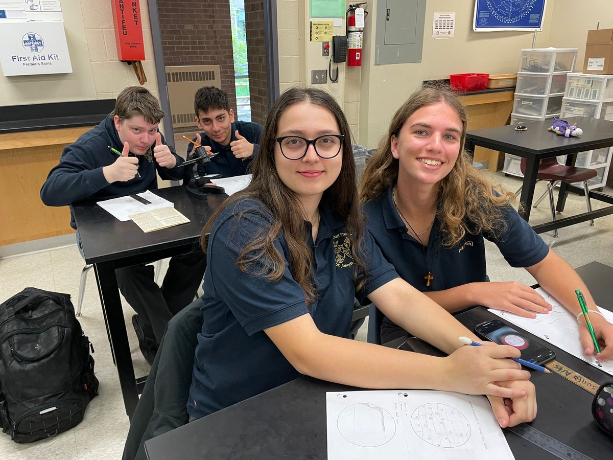 Mrs.Giovinazzo’s Gr 10 pre IBs create scientific drawings of various animals cells. 🔬 #mpsjscience ⁦<a href="/MPSJ_TCDSB/">Michael Power/St. Joseph High School</a>⁩ ⁦<a href="/PowerIB/">MPSJIB</a>⁩
