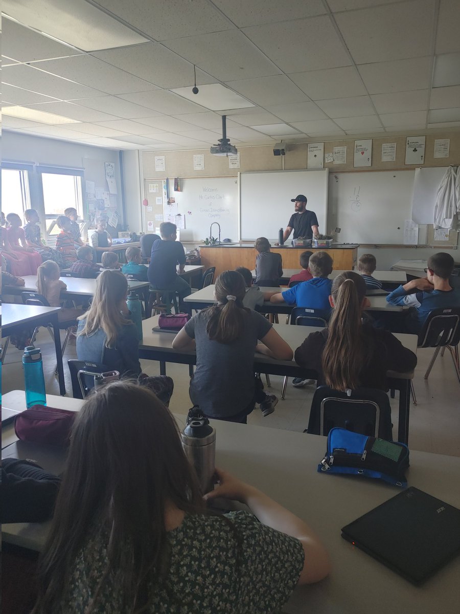 Angie Angle tweet media