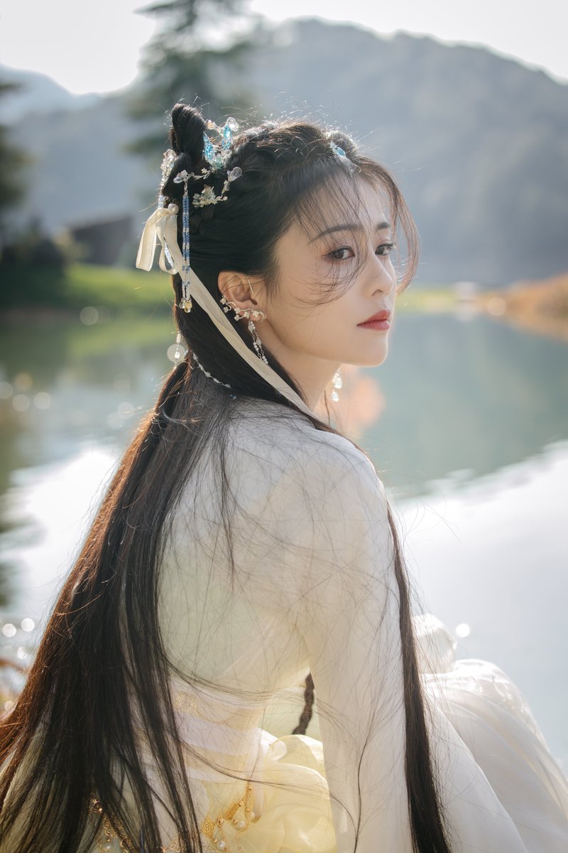 bailubrasil's tweet photo. [📷] Weibo da Bailu Station.

#TillTheEndOfTheMoon #BaiLu #白梦妍 #白鹿 #백록 https://t.co/BaYknDjWM8