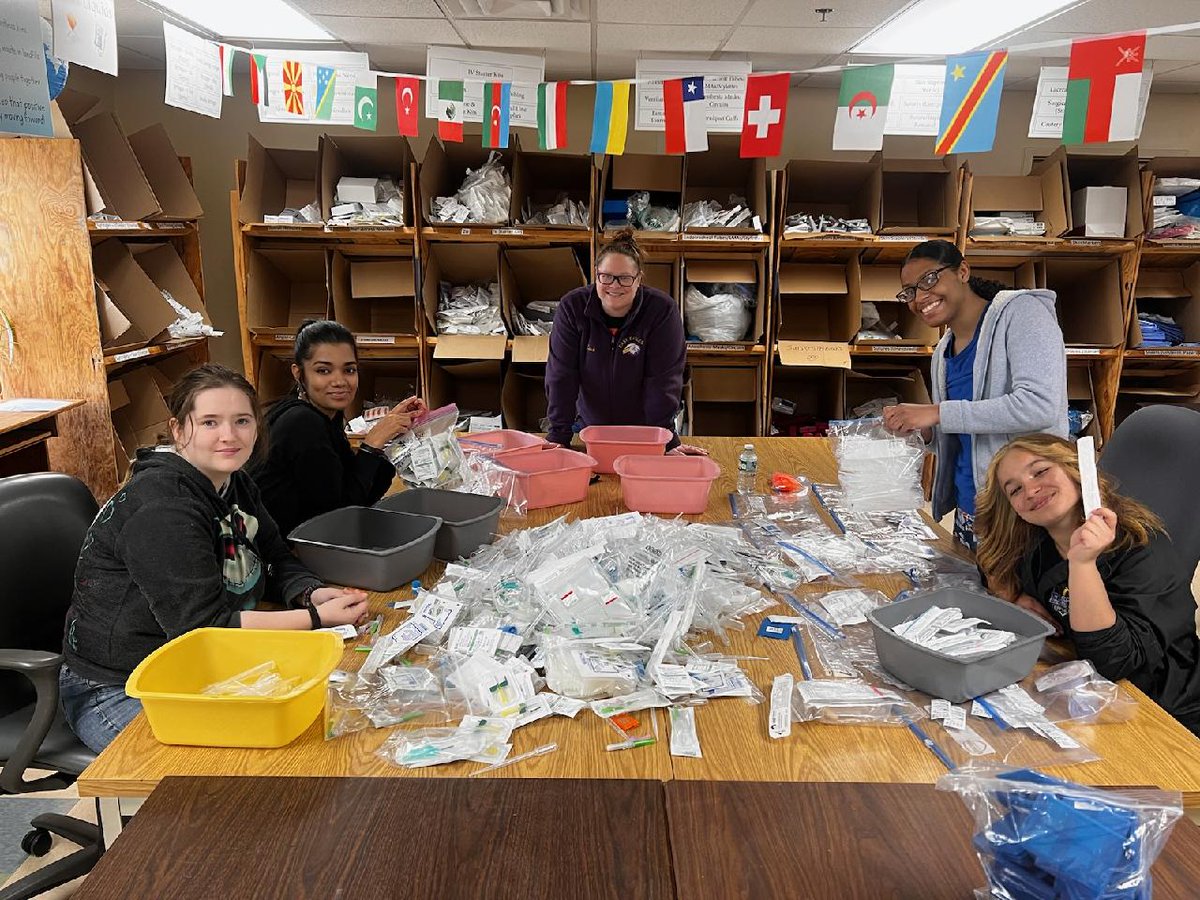MLHSCook's tweet photo. Service learning with @EastEpo #phlebotomy scholars sorting and packing medical lab supplies  @InterVol #FutureHealthProfessionals
#CTE https://t.co/73ewaMxCGn