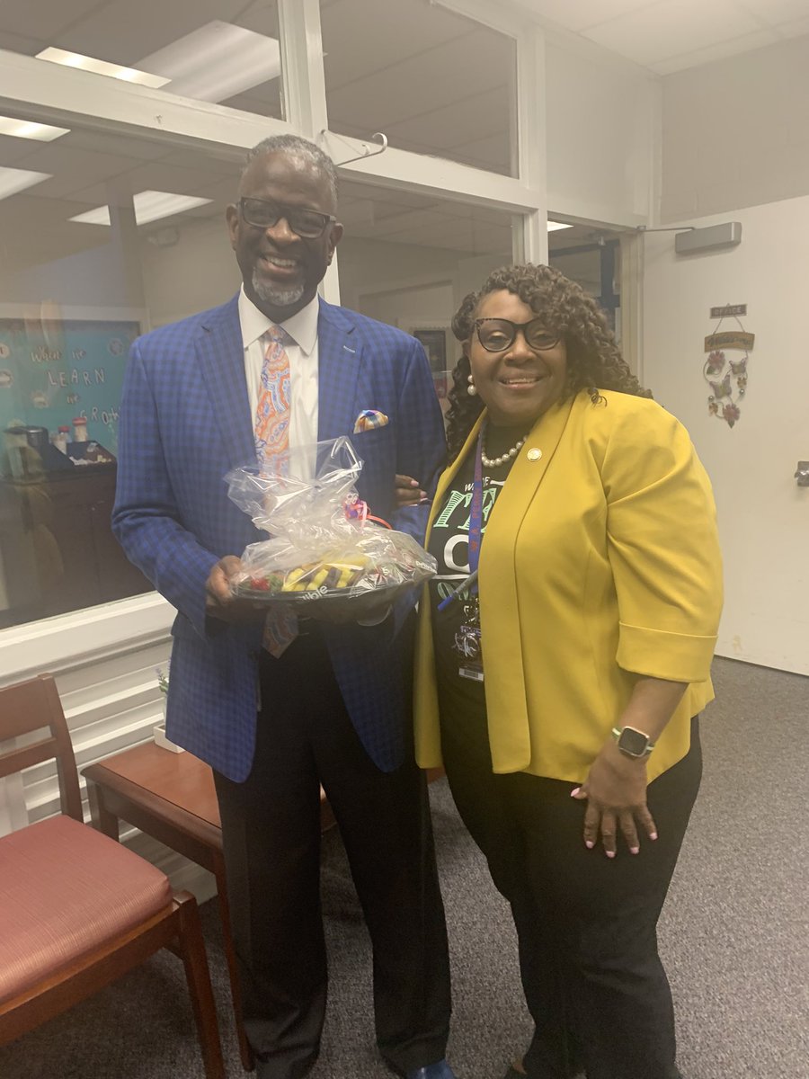 Thank you to Dr. Henry Cobb, Executive Director of Middle Schools, for dropping by with a “Sweet” surprise. Thank you for your support and encouragement. #MiddleSchoolRocks