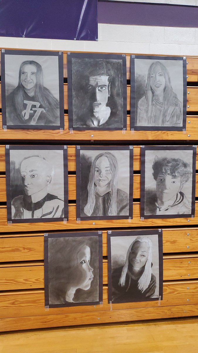 HatfieldSuper's tweet photo. Student at show at Smith Academy https://t.co/3DbZZBXnQb