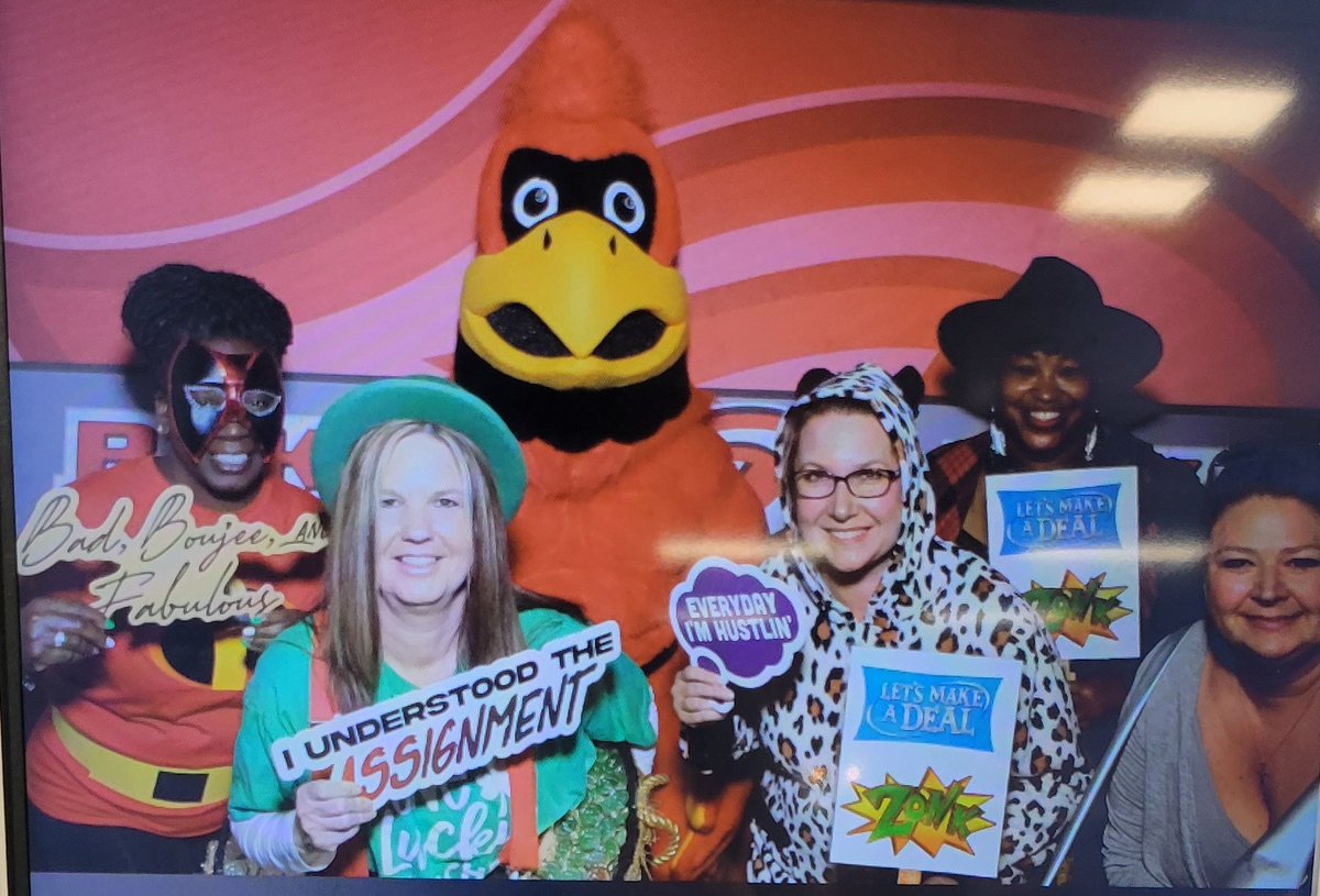 PikeSchools's tweet photo. ❤️❤️❤️ https://t.co/KuZnpt7jq9