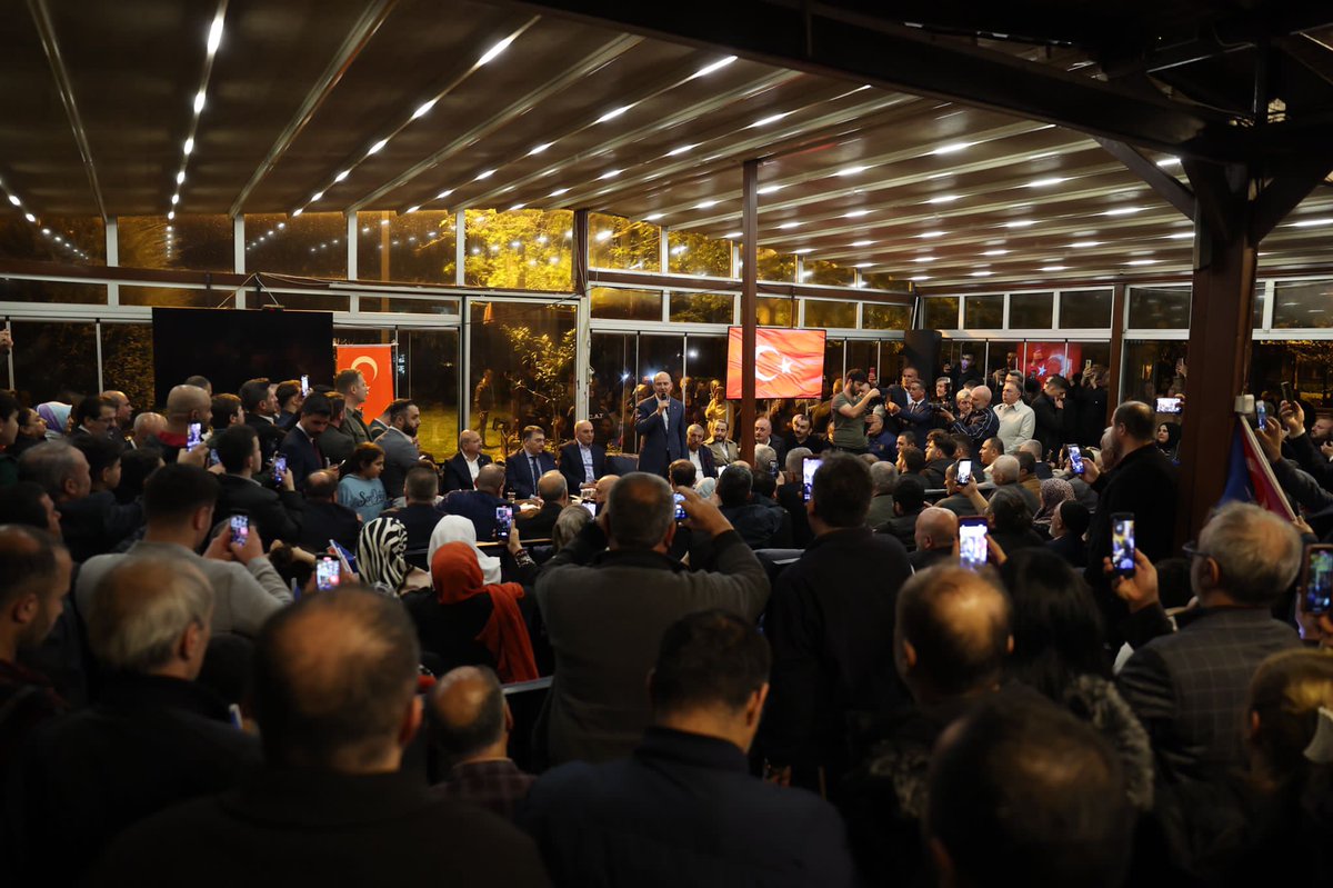 Cumhurbaşkanımız Sn. <a href="/RTErdogan/">Recep Tayyip Erdoğan</a>'ın liderliğinde Türkiye, 20. yüzyılın eksiklerini kapatarak 21. yüzyılın altyapısını yaptı.

14 Mayıs seçimleri, Allah'ın izni ve Milletimizin desteğiyle #TürkiyeYüzyılı'na açılan kapı olacaktır.

Fatih'te, Batmanlı ve Sasonlu hemşehrilerimizle bir