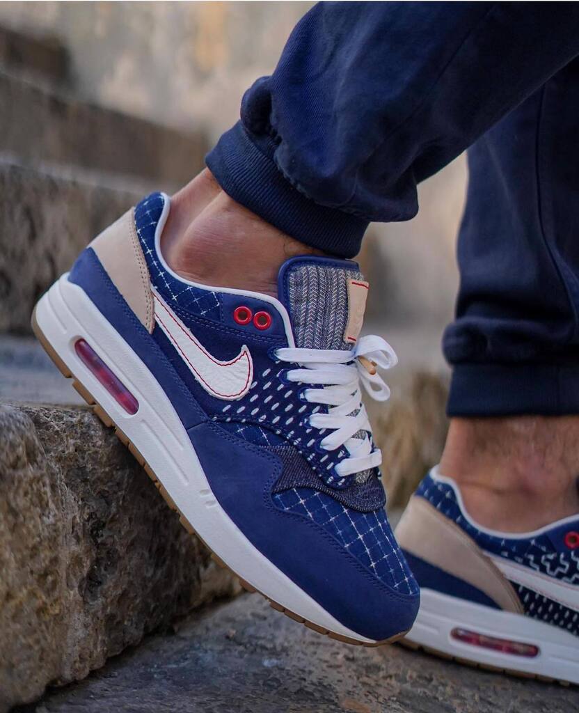 GetSwooshed tweet media