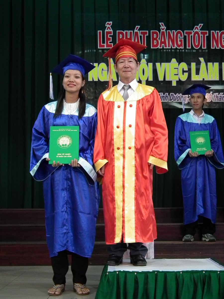 chaoban89999's tweet photo. #Hữu #Nhung #TNCĐ https://t.co/H0kPdG03Rx