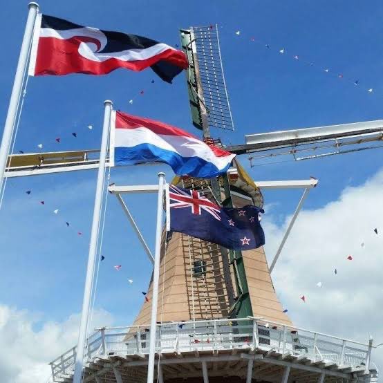 ArdvanderVorst's tweet photo. #DutchWeek🇳🇱🇳🇿
The Netherlands celebrates its liberation on May 5. #OTD in 1945, #WWII ended for the Dutch.
Grateful for Aotearoa New Zealand’s support &amp; commemorating the 256 New Zealand airmen killed in World War II that are buried in the Netherlands, in 85 different cemeteries https://t.co/Sp66QN7q1J