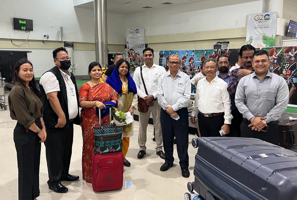 lmjamir's tweet photo. It was an honor to receive Shri B B Swain, Secretary, @minmsme , Govt. of India, and his esteem team today on behalf of @BAofNagas 

Such a privilege to have been associated with someone who is so committed for NE India. His humility truly left an impression.

#BizAmp https://t.co/FLGC9vW29v