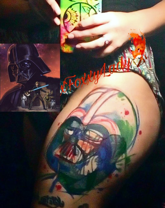 Amo #StarWars y hace años quiero taparme un tattoo con algo muy oscuro y creo que Darth Vader es la mejor