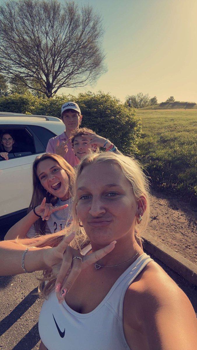 Sid dan and Gracie got Kevin at golf. Dart dildos and dart lives tied at 3. Jenna and hope are snakes