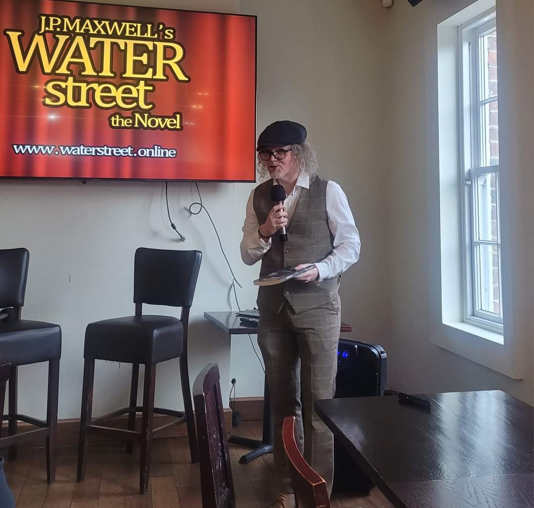 MaxMaxWriter's tweet photo. Thanks so much to @wowfest and @LiverpoolLit for letting this mad hatter preview his Liverpool American Civil War Western and to @The_Bridewell for being amazing hosts (and a toothsome setting). https://t.co/PQUHhzqvnI