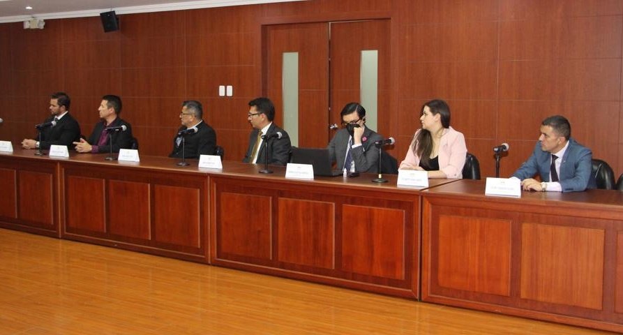 El presidente de la <a href="/CorteNacional/">Corte Nacional de Justicia</a> de Justicia, <a href="/ivansaquicela/">Iván Saquicela Rodas :.</a>, jueces de la #SalaPenalCNJ de este Alto Tribunal y jueces anticorrupción se reúnen con el Secretario de Seguridad Pública, Wagner Bravo y el Consejero de Gobierno para la Seguridad, Paco Moncayo.