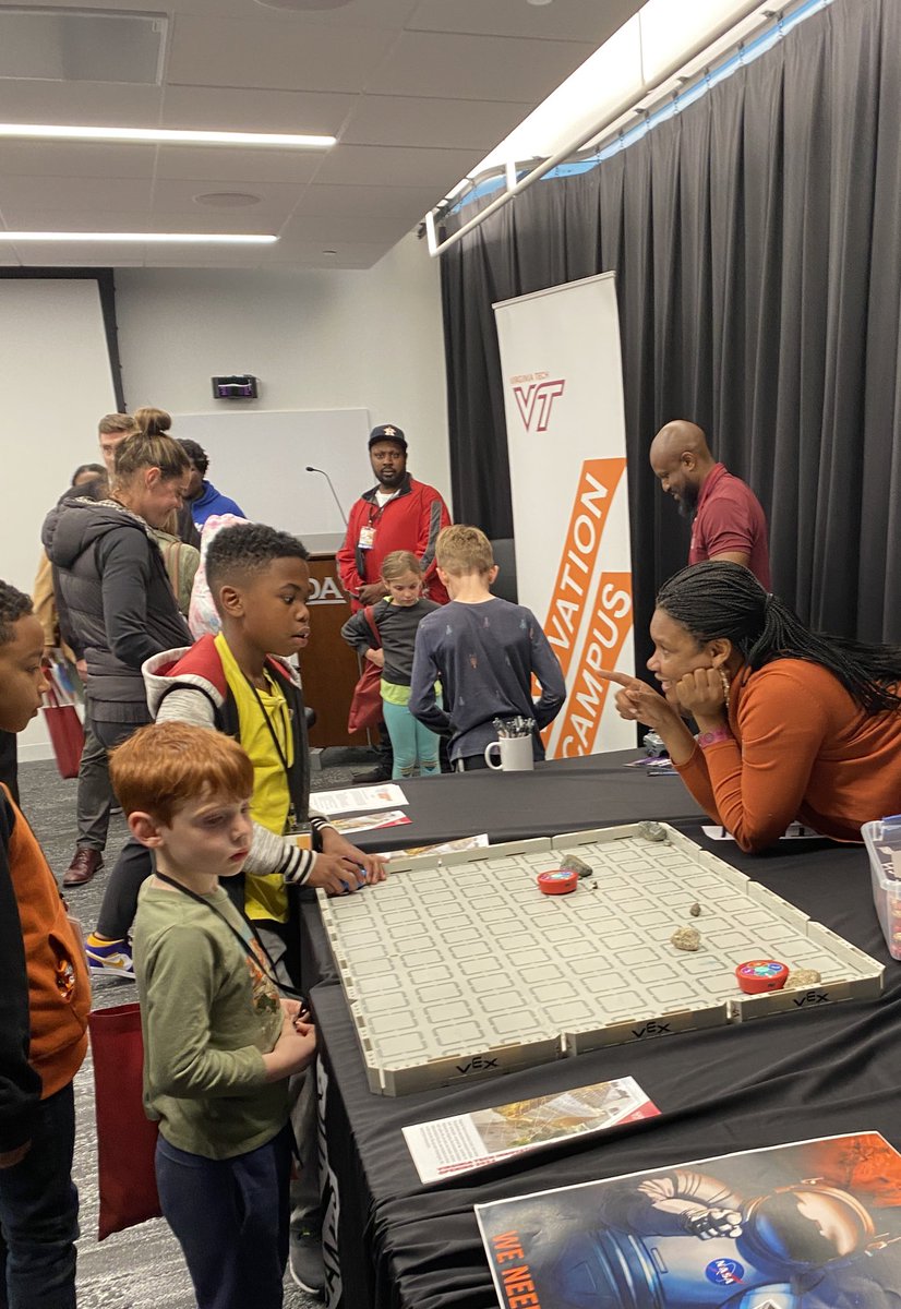 IDA_org's tweet photo. .@ACPSk12 students are excited to take the first step to learn #coding by touch and sequences! #ScienceUnrestricted @Virginia_tech #VTInnovationCampus @acpsFACE https://t.co/7gIsDGUvJQ