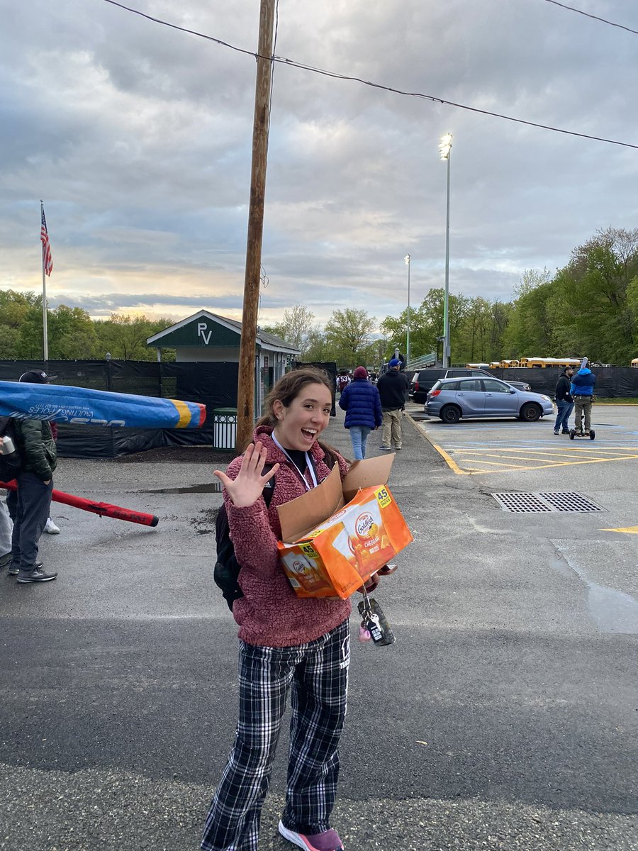 WayneHillsTFXC's tweet photo. Congratulations to Kara Langbaum for winning the 1600 and 800 and the League meet Championship! As well as handing out goldfish to her teammates,fellow runners, and movie crew on sight at @PVTFXC ! @whillsathletics @kara1856 https://t.co/YUiNfUDtXZ
