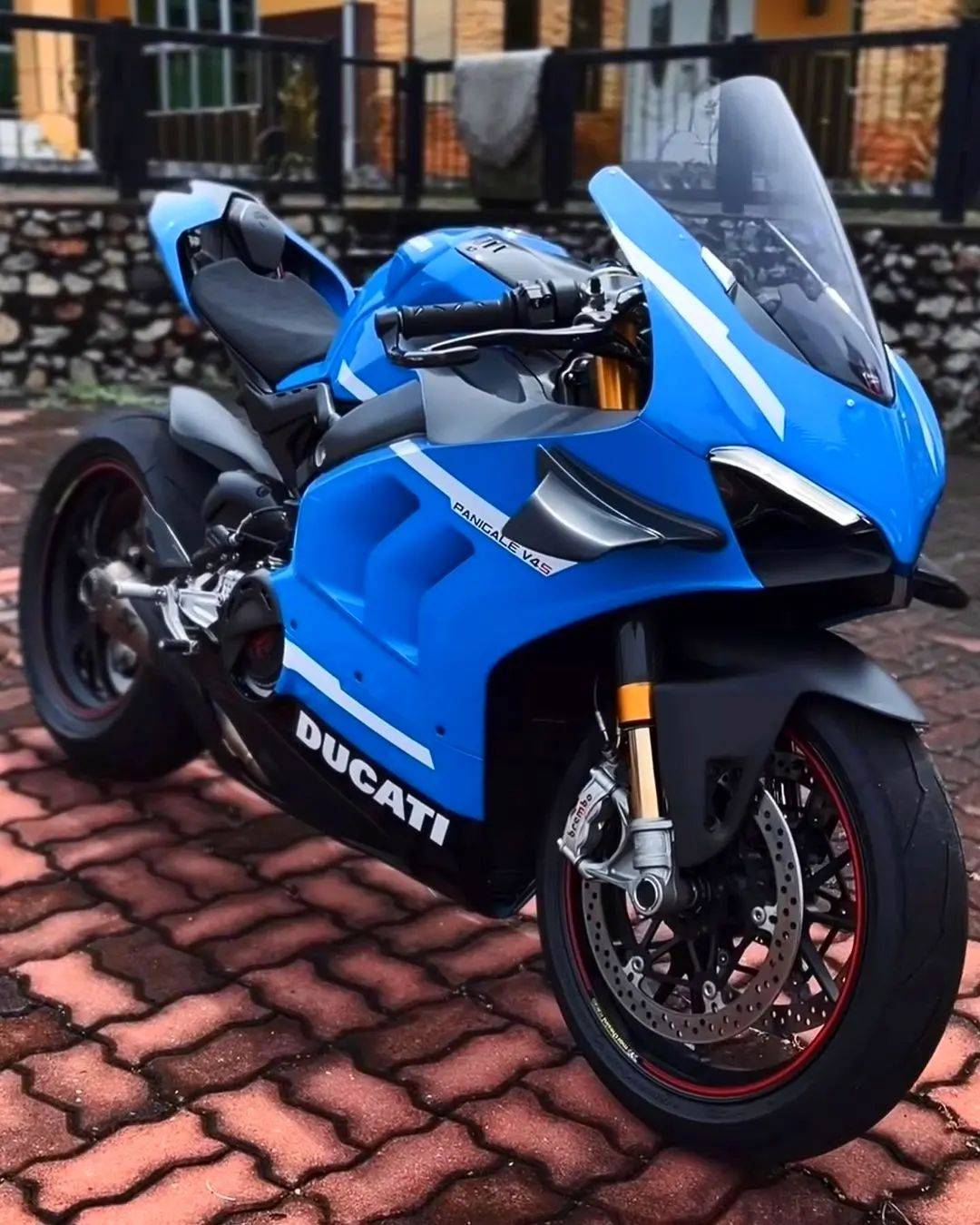 Ducati panigale v45 deals