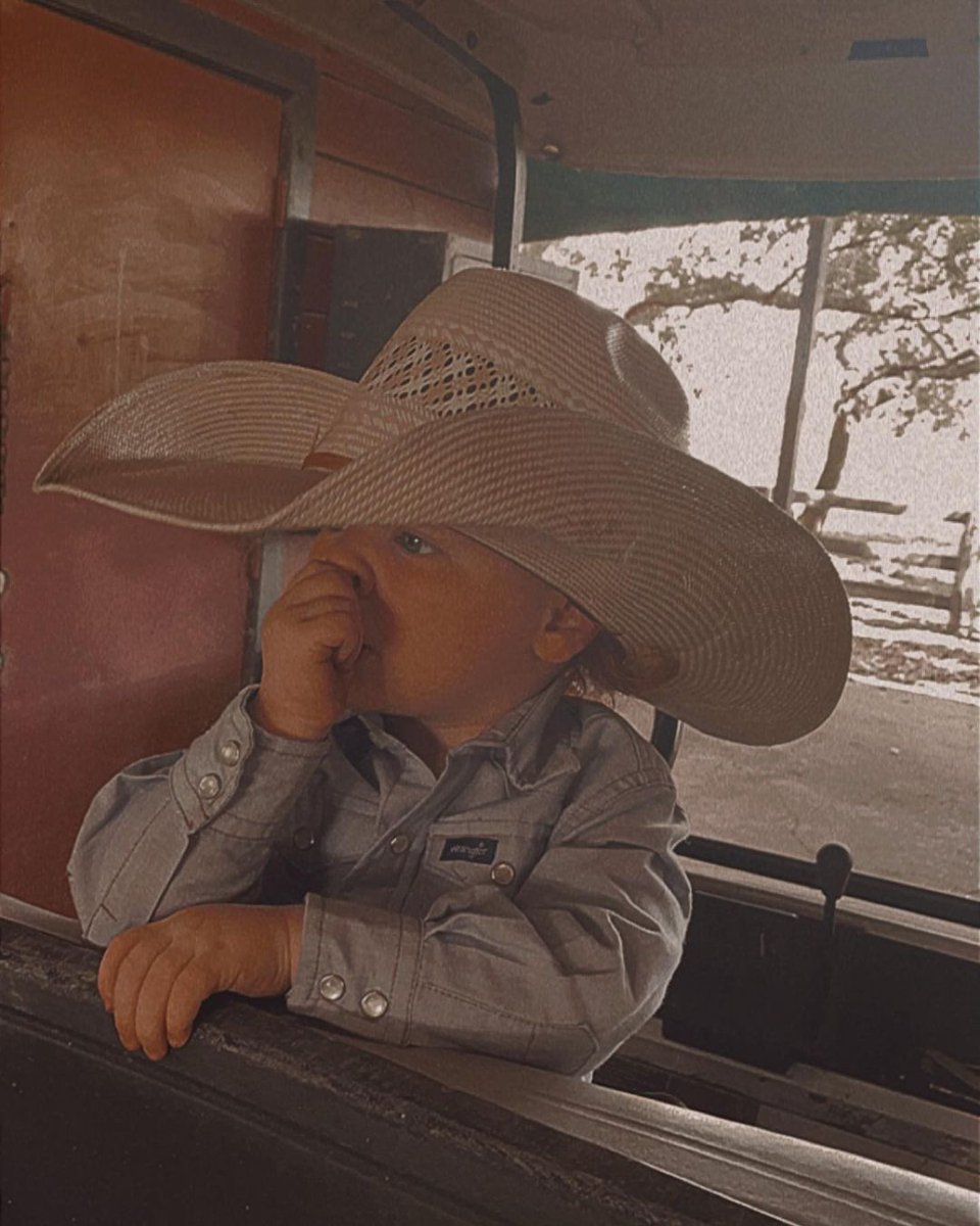 American Hat Company tweet media