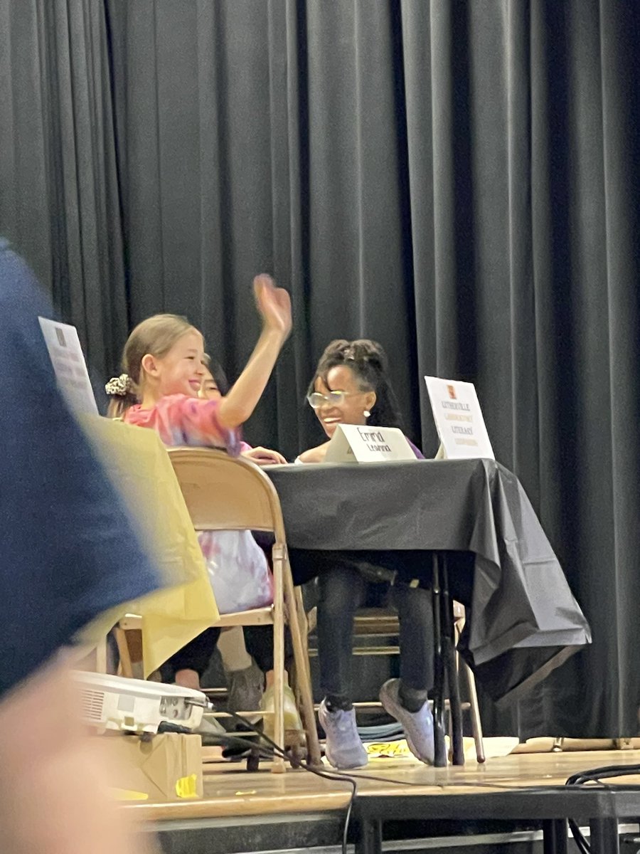 Alison Tunison tweet media