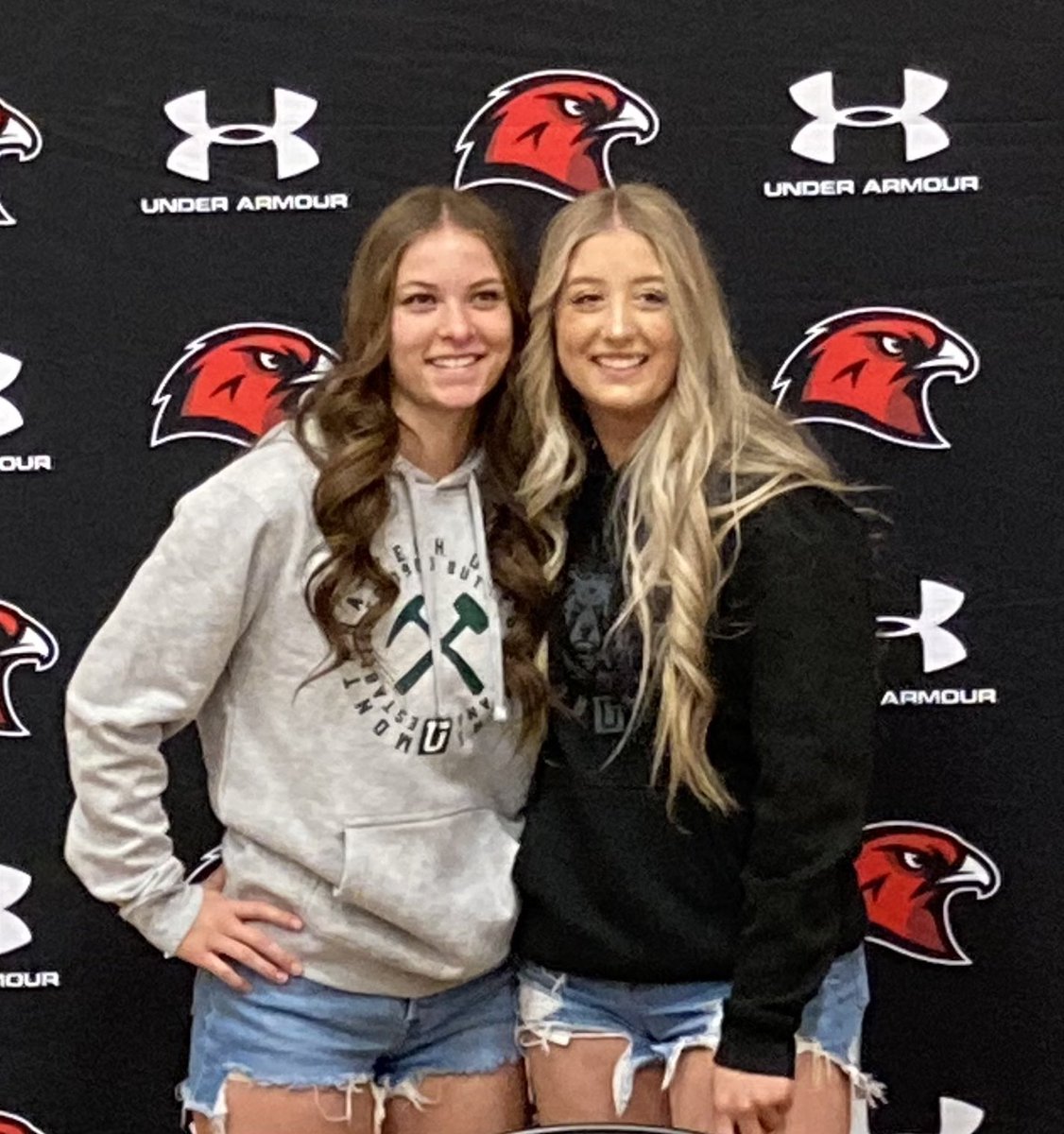 MrDanMills's tweet photo. Congrats to Tyra Opperman &amp; Tailyn Black on their college signings. Tyra will join the track &amp; field team at Montana Tech, and Tailyn will play basketball at Rocky Mountain College. Go Hawks! https://t.co/p2xJxoxMU6