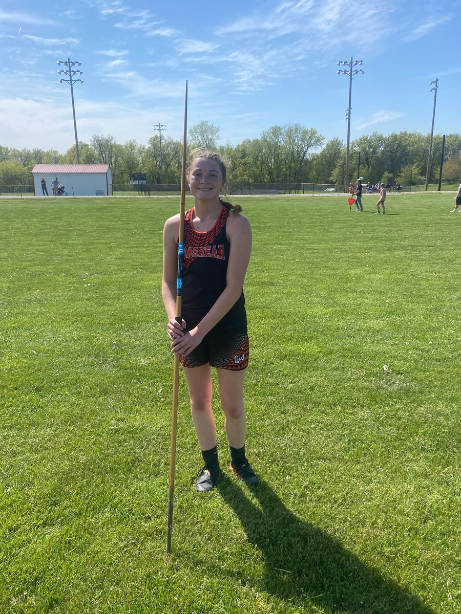 JessicaErwin17's tweet photo. Aubrey Borgmeyer broke the school javelin record at the Knox County Open Meet on Thursday, 5/4 with a throw of 36.56 meters or 119.95’. The previous record of 115’02”was set by Alexa Higgins in 2019. Congratulations Aubrey!! https://t.co/FiNJqyyKLv