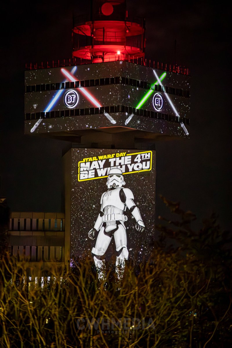 An amazing display from <a href="/motionmappinguk/">Motion Mapping</a> of Martlesham BT this evening.

#starwars #Maythe4bewithyou #MayTheFourthBeWithYou #MayTheFourth #MAYTHEFORCEBEWITHYOU #suffolk #bt 

<a href="/EADT24/">East Anglian Daily Times</a> <a href="/BBCLookEast/">BBC East</a> <a href="/BBCSuffolk/">BBC Suffolk</a>