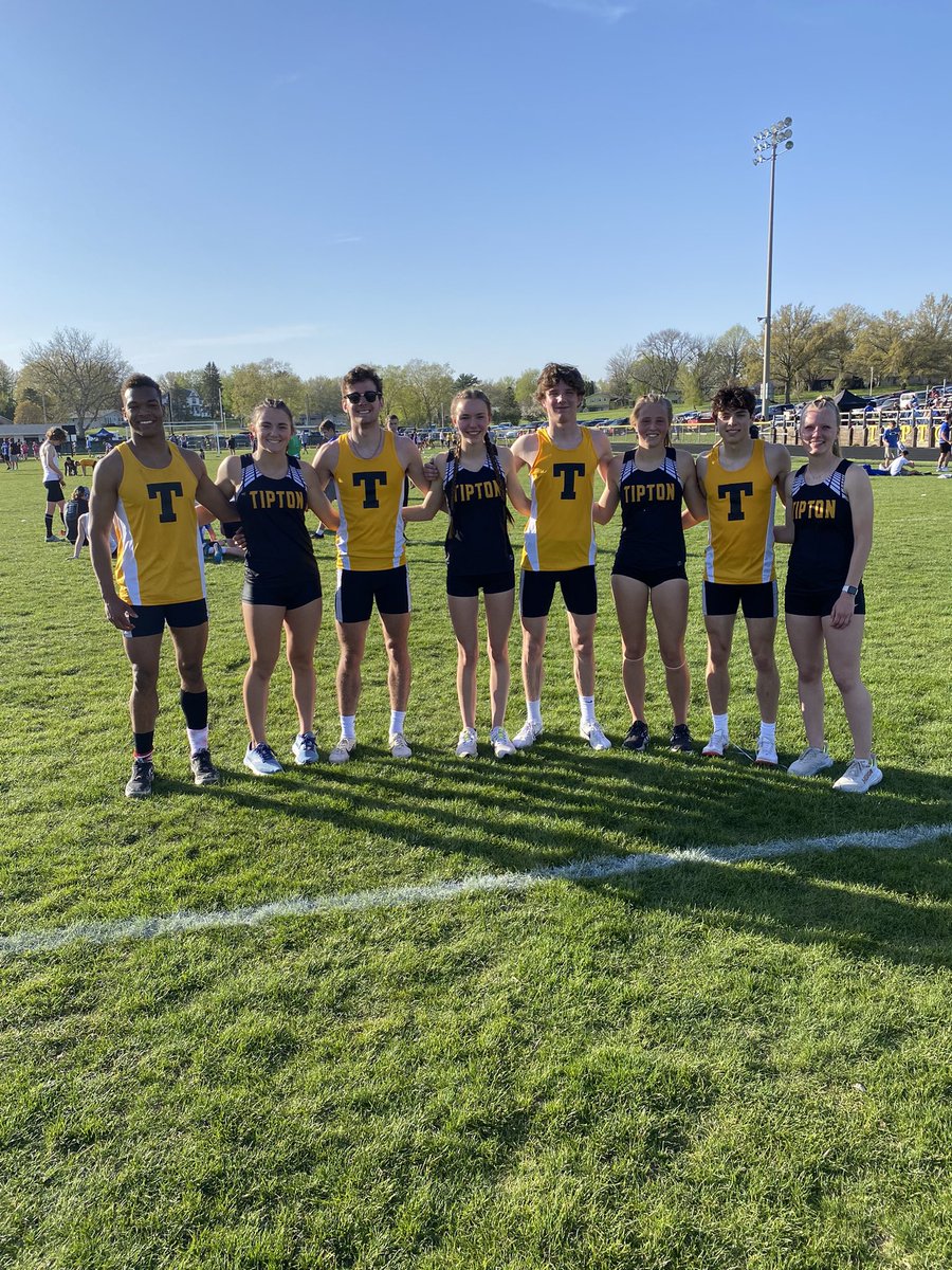 4x800 RVC sweep for the Tigers!