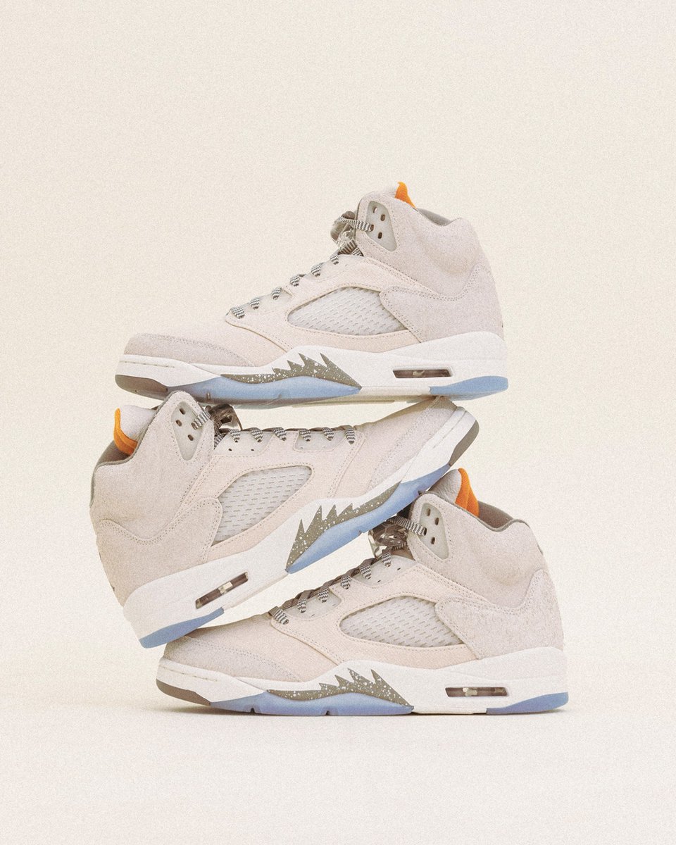 topsnbottomsusa's tweet photo. Craft your style with the Air Jordan 5 Retro SE dropping soon on May 17 🔥 

#Sneakerheads #NewRelease #MayDrop #FreshKicks #Jumpman23 #Nike #AirJordan5 #Jordan5 #Retro5 #AirJordanRetro #Hypebeast #Fashion #Style #Jumpman #Craft #AJ5 #Footwear #topsandbottoms https://t.co/lHDIeSp4nY