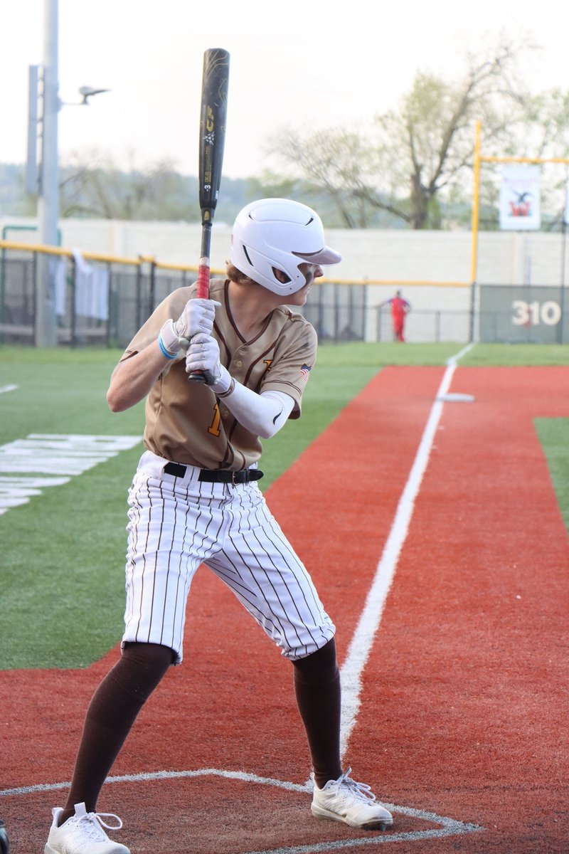 RBHS_Baseball's tweet photo. Spartans offense came alive with 15 hits! 

‘24 AJ Meyer 2-2, 1 R
‘23 Anthony Hoffmann 3-3 (2B, 3B) 2 RBI
‘23 Noah Stewart 2-4 3 RBI
‘24 Avery Battle 1-3, RBI, 1 R
‘26 Kyle Miller 2-3 (2 2Bs) 2 RBI
‘26 Sam Bova 3-3 2 Rs
‘26 Ian Childress 1-3 RBI
‘24 Connor Stager 1-3 RBI https://t.co/REtIHYJN91
