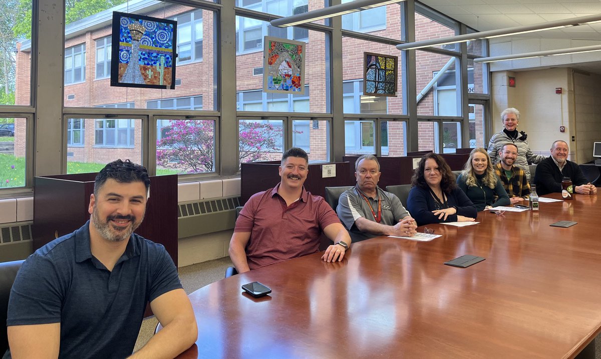 Julie Dudones tweet media