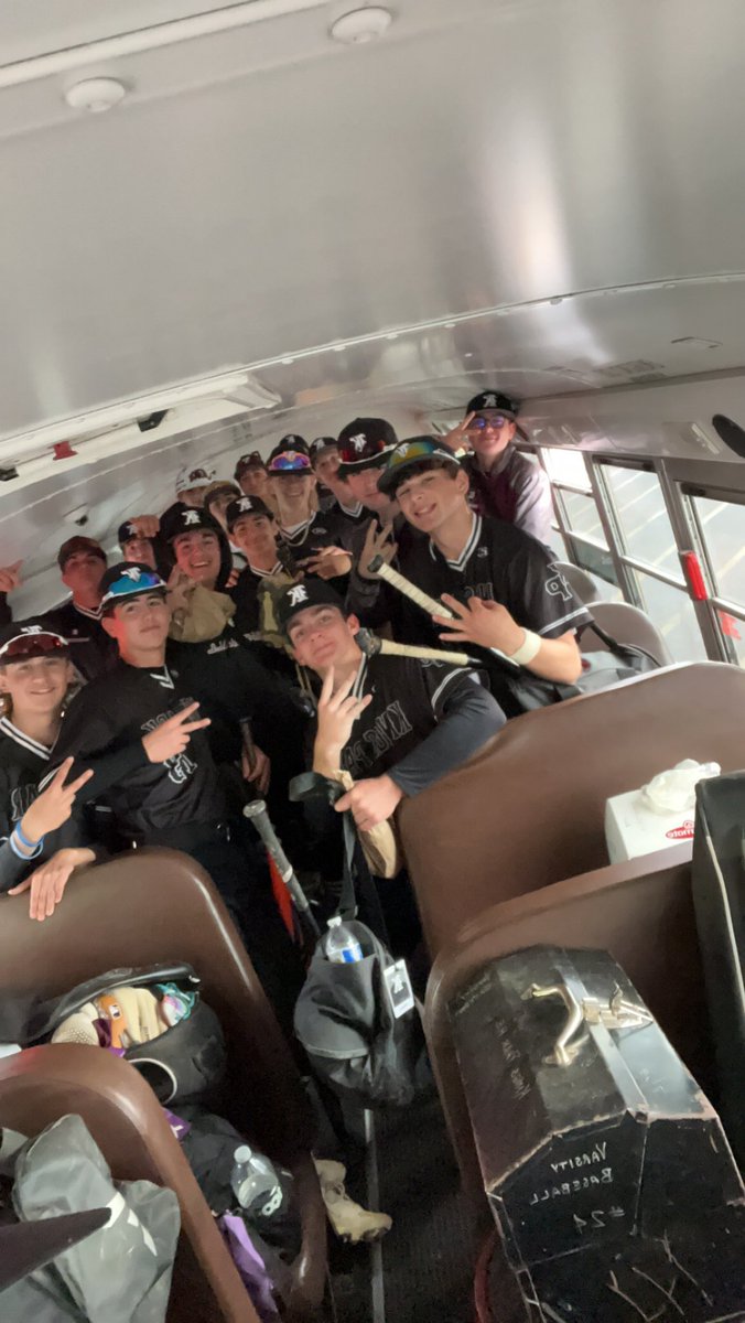 2023 League 6 Champs <a href="/KingsParkBSB/">Kings Park Baseball</a>, so damn proud of all of them. So much work put in by everyone of them day in and day out to get to this point. Now, at 13-4 in conference with 2 BIG ones left, we’re onto bigger goals. Love these dudes. #NothingEasy