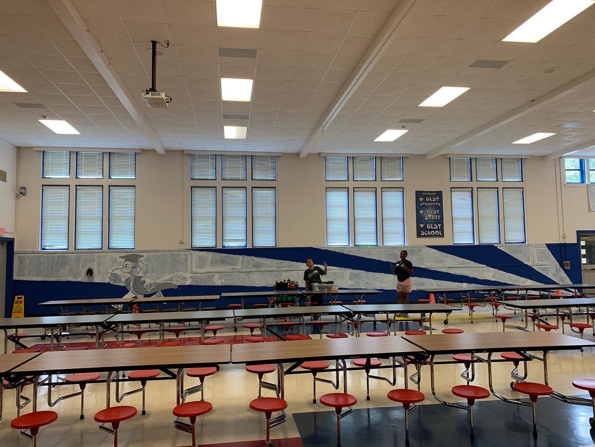 T Bradley Murals tweet media