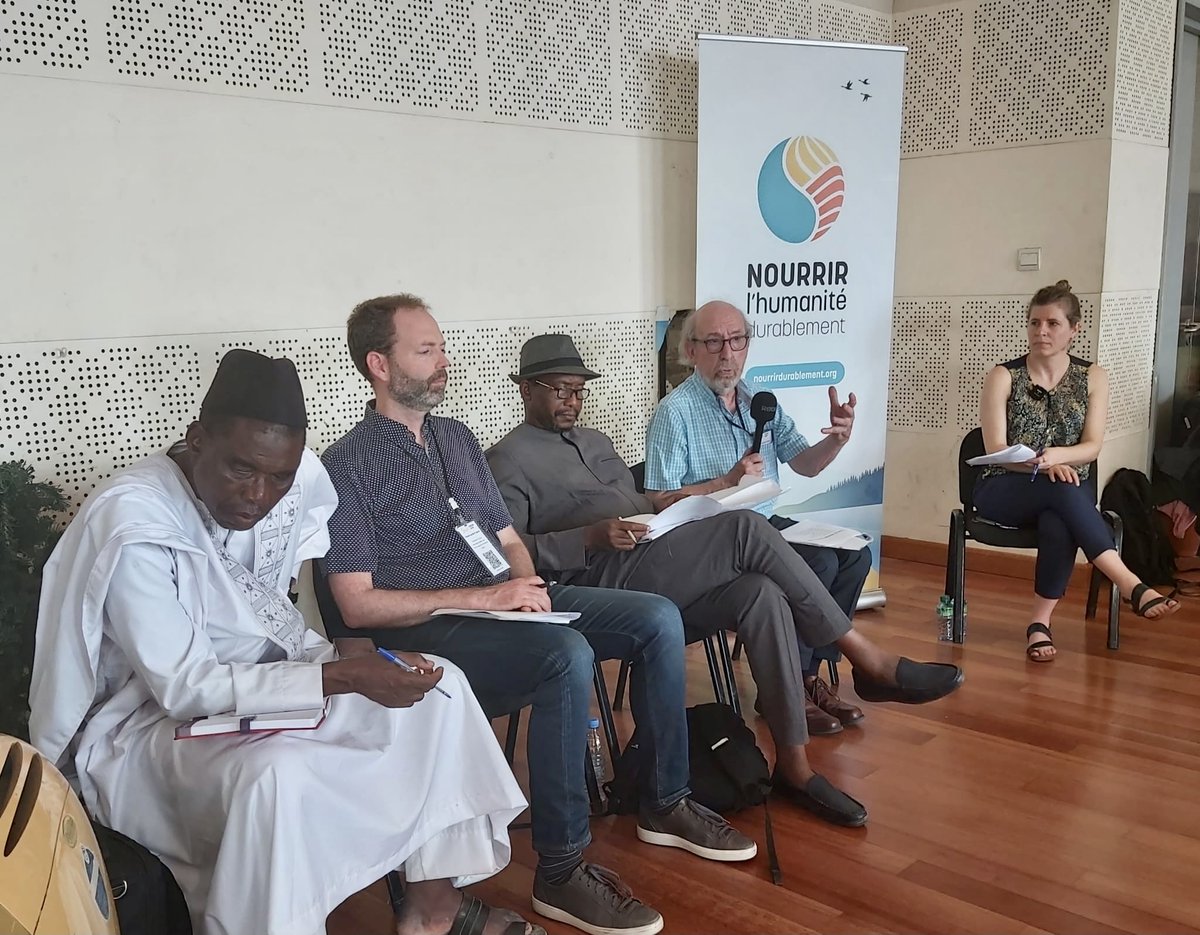Coalition_NHD's tweet photo. Un panel d'intervenants québécois &amp; ouest-africains ont convaincu l'auditoire de la pertinence d'une Convention internationale sur l'alimentation durable, le tout s'étant conclu par l'annonce d'une Coalition Nourrir l'humanité durablement d'Afrique de l'Ouest!
#DakarGSEF2023 https://t.co/NefrKlJZQ1