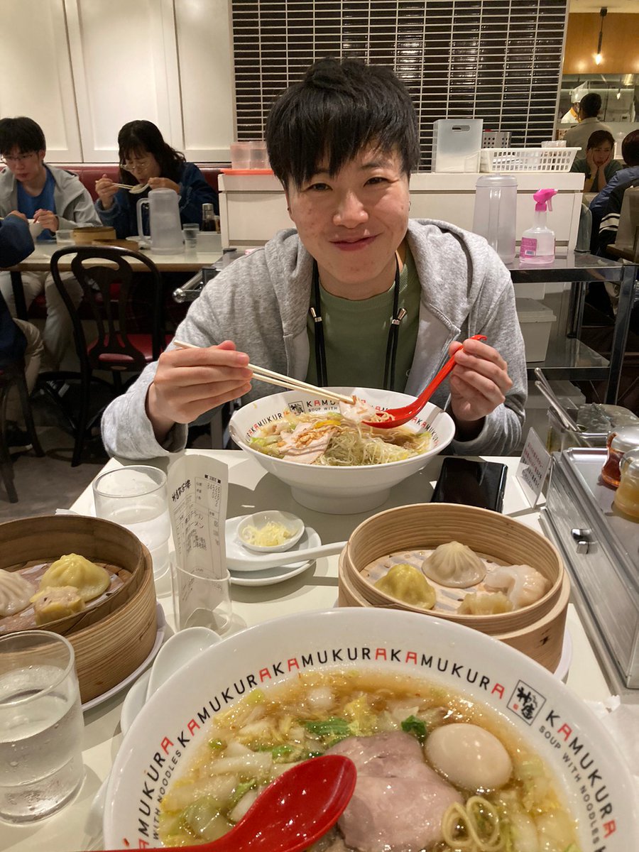 potikoo's tweet photo. ラーメンうまいの図 https://t.co/IG41Uu2iCs