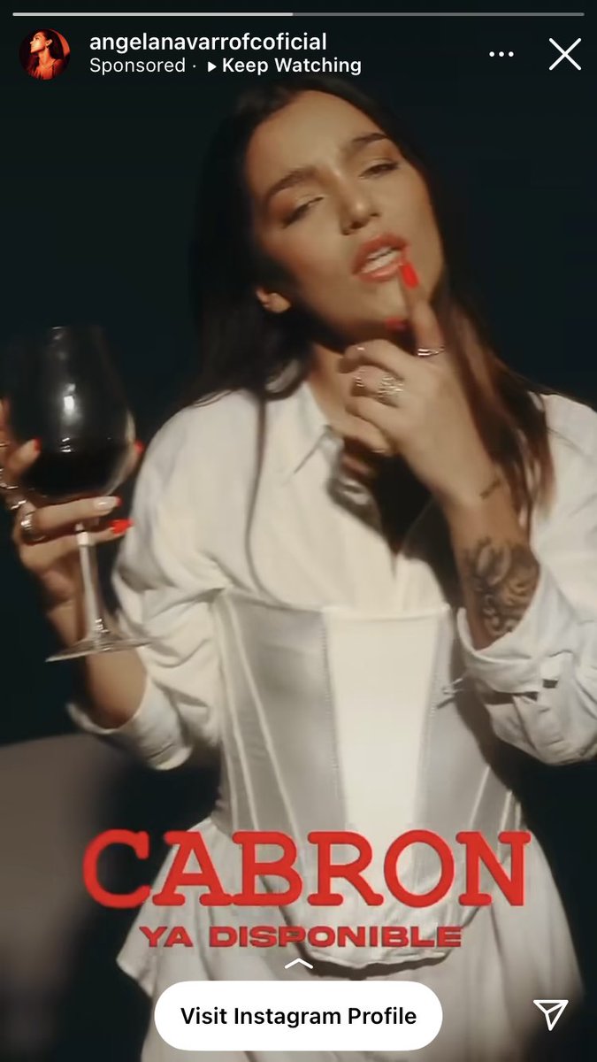 agusxangelanav's tweet photo. Pasando historias en Instagram aparece la mejor promo del mundo mundial. Nosotras? Fans y promotoras amoooooorrrr🤩🤍 https://t.co/Hu5LafIkXa
